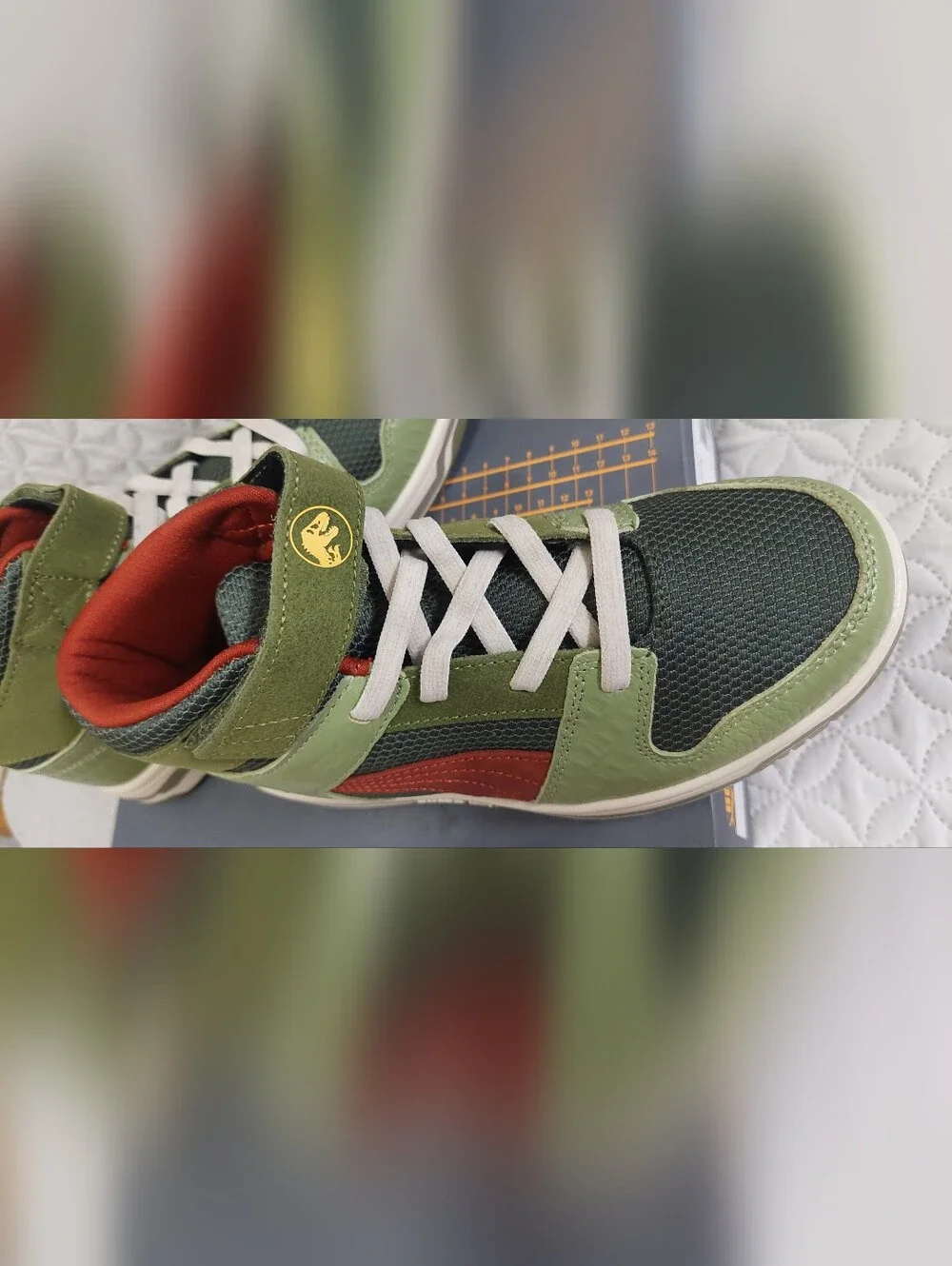 PUMA Kids Green and Red Low-Top Sneakers. Jurassic World. - Picture 4 of 11